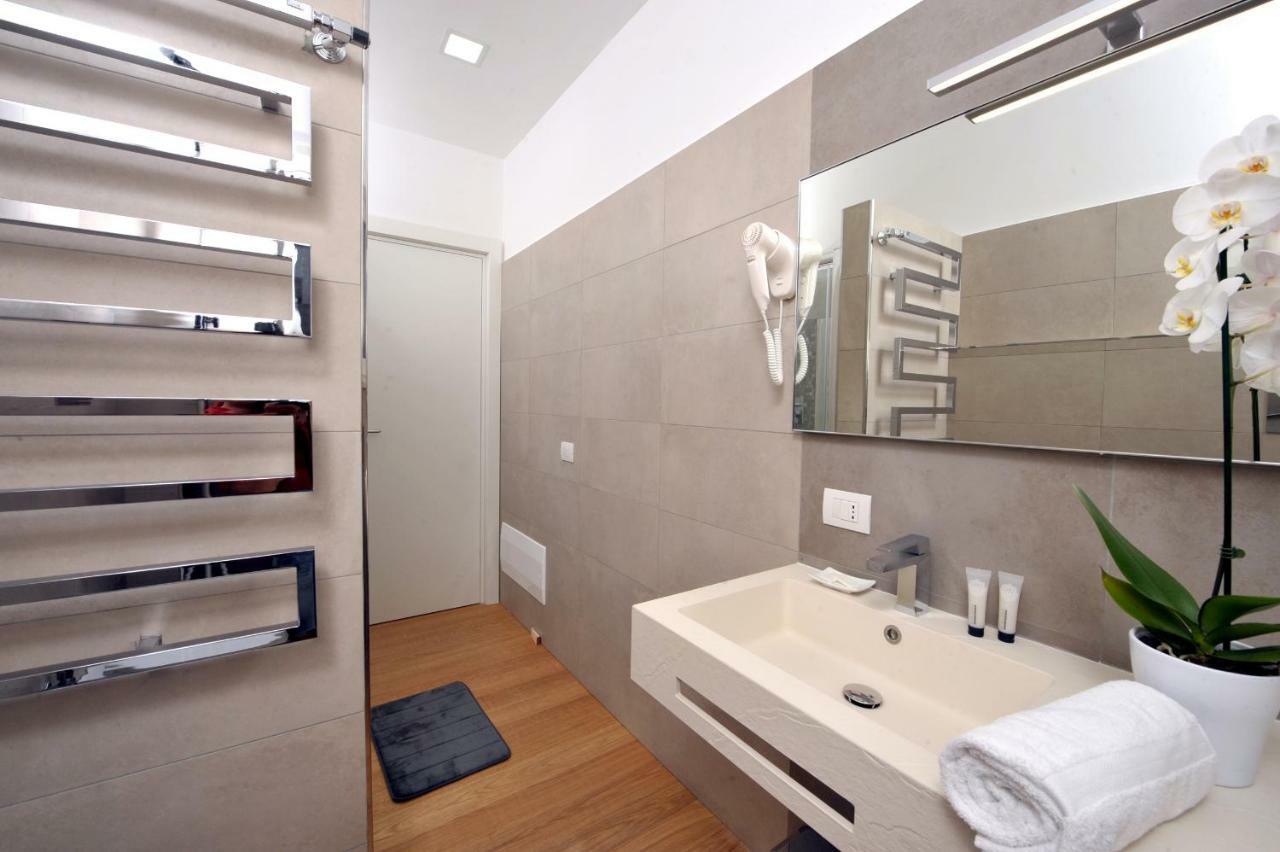 A Suites ซอร์เรนโต ภายนอก รูปภาพ